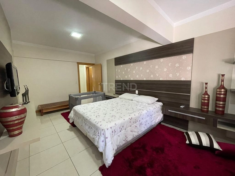 Amplo apartamento no bairro Navegantes: 3ª foto da galeria de imagens do imóvel