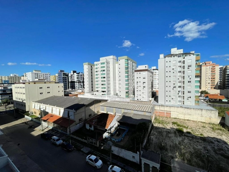 Amplo apartamento no bairro Navegantes: 8ª foto da galeria de imagens do imóvel