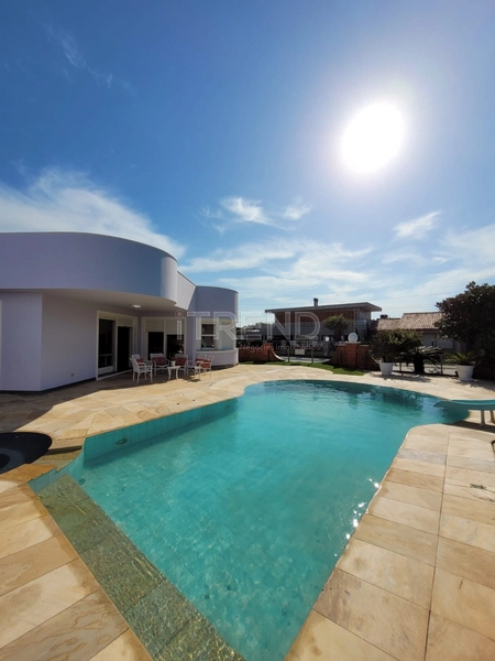 Excelente casa a beira mar de Atlântida: 49ª foto da galeria de imagens do imóvel