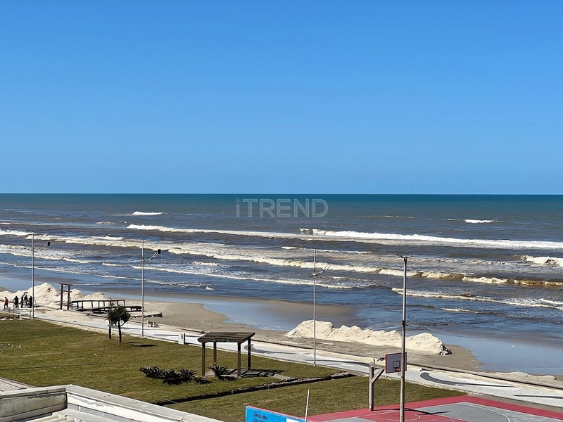 APARTAMENTO À VENDA DE FRENTE PARA O MAR: 3ª foto da galeria de imagens do imóvel