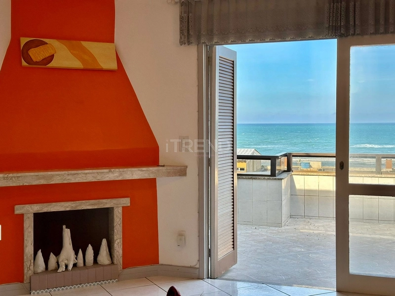COBERTURA DUPLEX COM TERRAÇO VISTA LIBERADA PARA O MAR E PRAÇA FLÁVIO: 28ª foto da galeria de imagens do imóvel