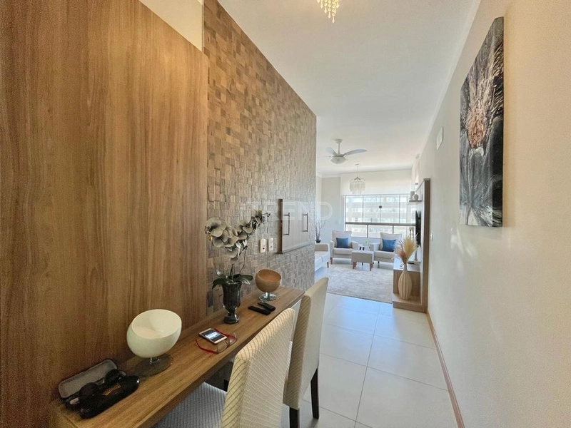 No Centro, andar alto, mobiliado e decorado: 8ª foto da galeria de imagens do imóvel