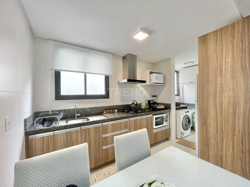 No Centro, andar alto, mobiliado e decorado: 13ª foto da galeria de imagens do imóvel