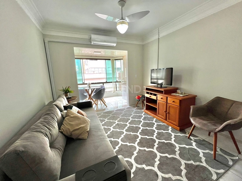 Apartamento com sacada!!: 1ª foto da galeria de imagens do imóvel