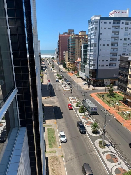 Frente Av. Central: 24ª foto da galeria de imagens do imóvel