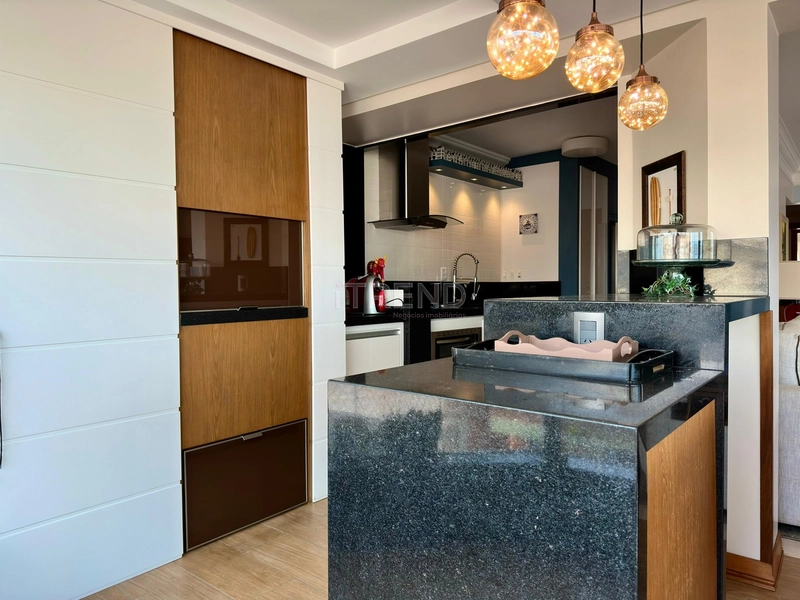 APARTAMENTO À VENDA COM VISTA PARA MAR E PRAÇA - RARIDADE: 22ª foto da galeria de imagens do imóvel