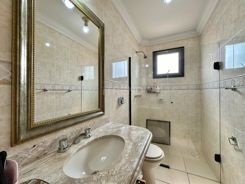APARTAMENTO À VENDA COM VISTA PARA MAR E PRAÇA - RARIDADE: 14ª foto da galeria de imagens do imóvel
