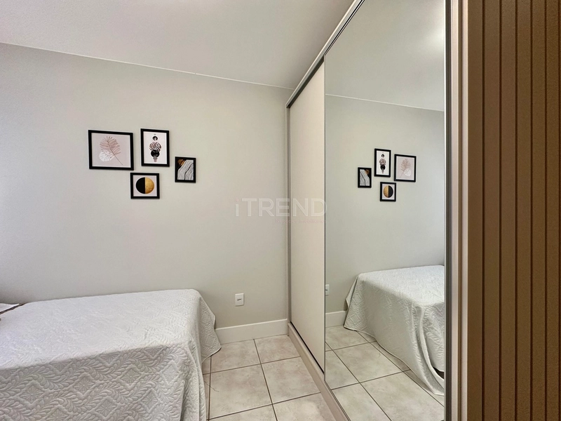 APARTAMENTO À VENDA  PRÓXIMO AO MAR COM TERRACÃO: 7ª foto da galeria de imagens do imóvel