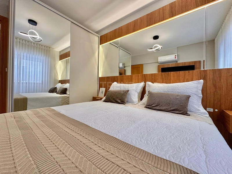APARTAMENTO À VENDA  PRÓXIMO AO MAR COM TERRACÃO: 2ª foto da galeria de imagens do imóvel