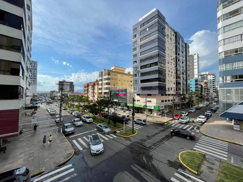APARTAMENTO ÚNICO DE FRENTE PARA AV. RUDA: 4ª foto da galeria de imagens do imóvel