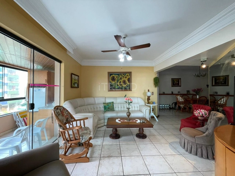 APARTAMENTO ÚNICO DE FRENTE PARA AV. RUDA: 19ª foto da galeria de imagens do imóvel