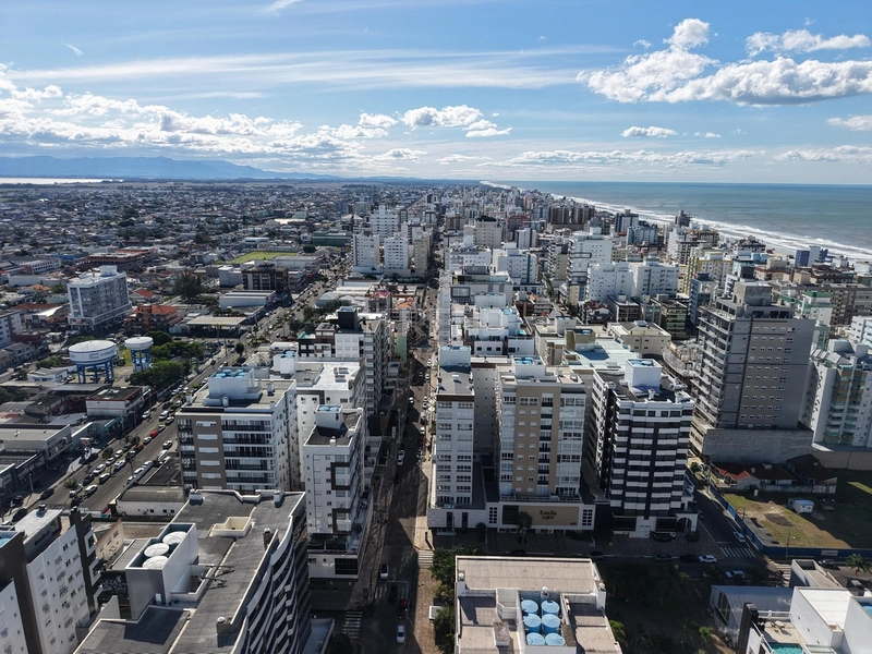 APTO DE ESQUINA COM VISTA PARA O MAR FRENTE A PRAÇA COM BOX DUPLO: 41ª foto da galeria de imagens do imóvel