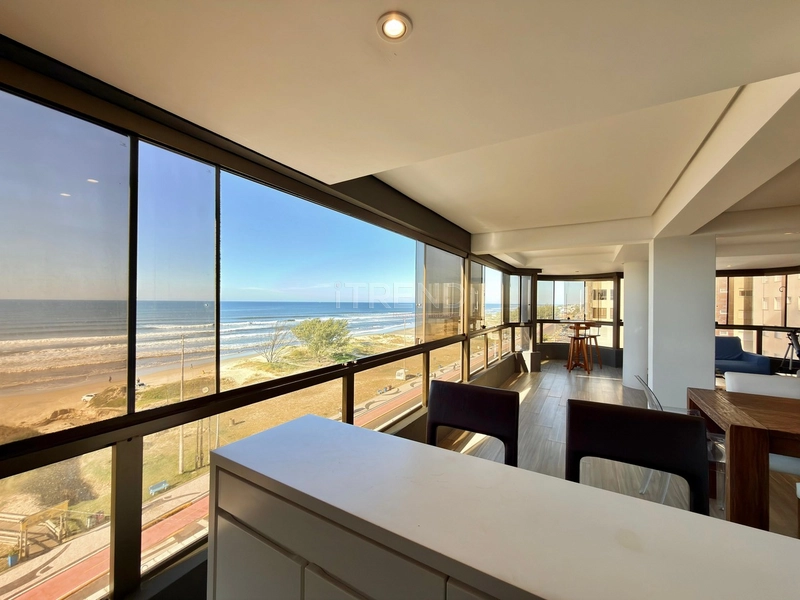 Apartamento Beira-Mar com 3 Dormitórios e 2 Vagas de Garagem em Capão: 9ª foto da galeria de imagens do imóvel