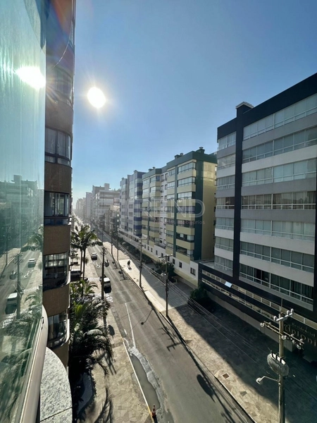 AMPLO APARTAMENTO: 3ª foto da galeria de imagens do imóvel