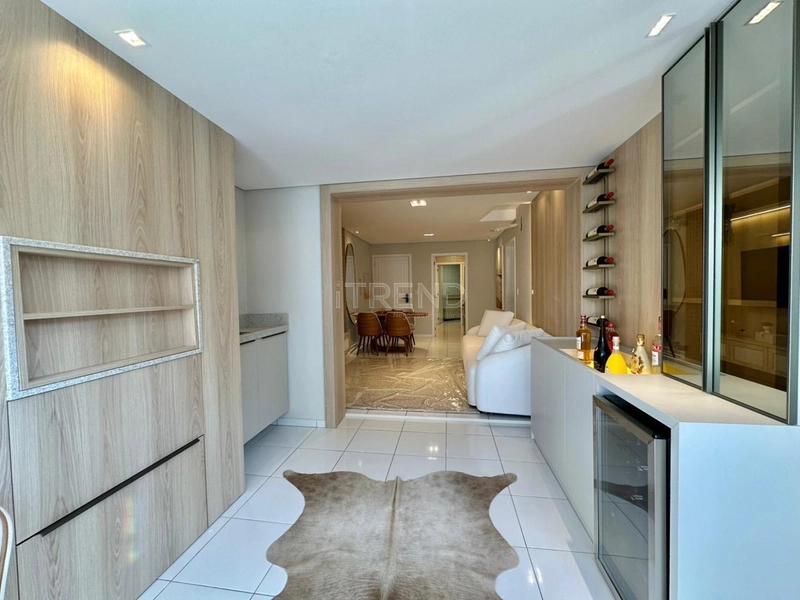 AMPLO APARTAMENTO: 7ª foto da galeria de imagens do imóvel
