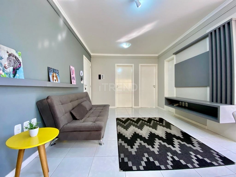 APARTAMENTO COM TERRAÇO À VENDA – ZONA NOVA: 2ª foto da galeria de imagens do imóvel
