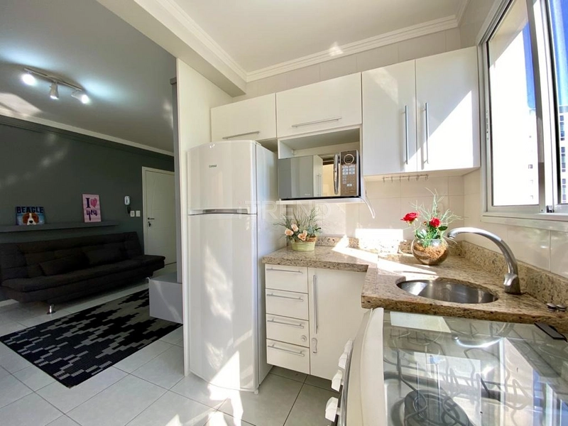 APARTAMENTO COM TERRAÇO À VENDA – ZONA NOVA: 6ª foto da galeria de imagens do imóvel