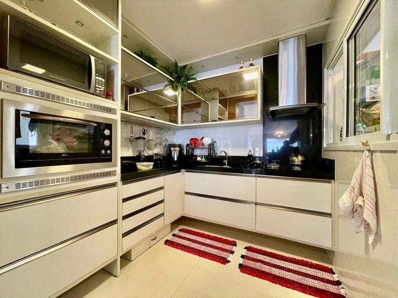 Apartamento de 04 dormitórios  bairro Navegantes e com vista mar !: 14ª foto da galeria de imagens do imóvel