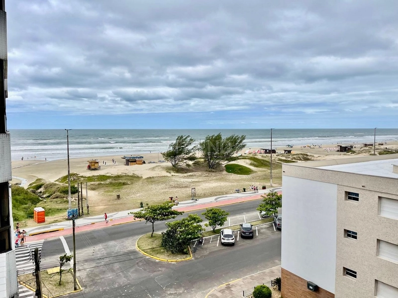 Apartamento de 04 dormitórios  bairro Navegantes e com vista mar !: 1ª foto da galeria de imagens do imóvel