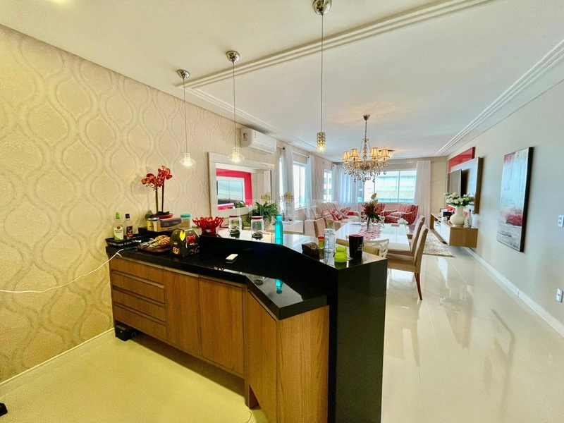 Apartamento de 04 dormitórios  bairro Navegantes e com vista mar !: 16ª foto da galeria de imagens do imóvel
