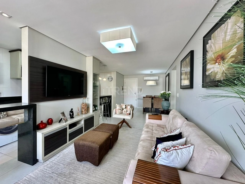 APARTAMENTO À VENDA  COM VISTA PARA O MAR: 3ª foto da galeria de imagens do imóvel