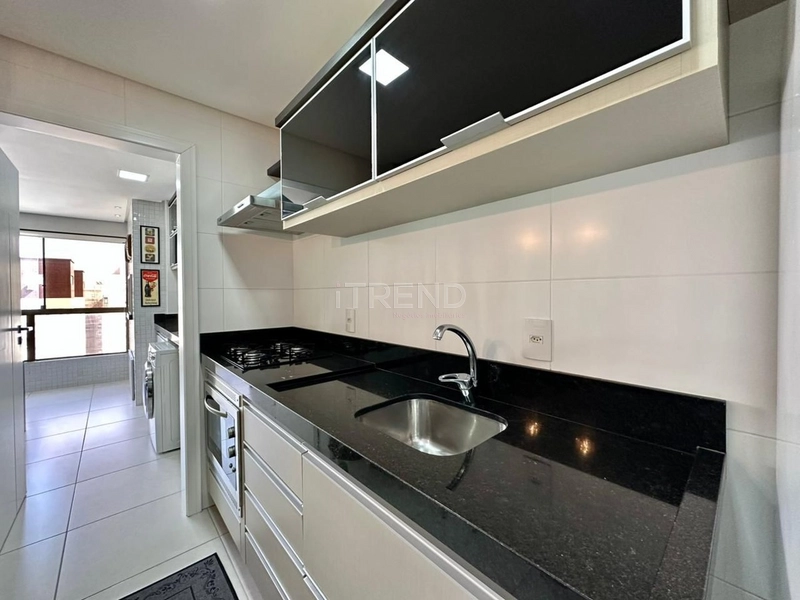 APARTAMENTO À VENDA  COM VISTA PARA O MAR: 1ª foto da galeria de imagens do imóvel