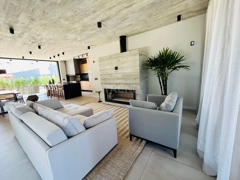 Casa no Centro de Xangri-lá: 9ª foto da galeria de imagens do imóvel
