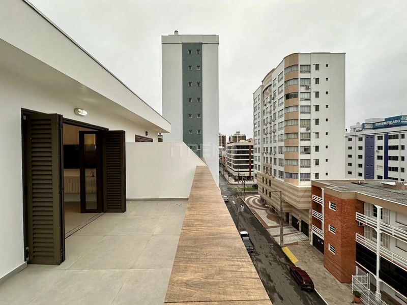 APENAS UMA QUADRA DO MAR NO CENTRO: 25ª foto da galeria de imagens do imóvel