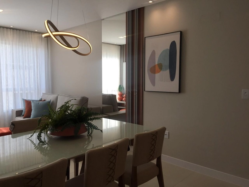 Apaixonante apartamento ensolarado a duas quadras do mar!: 4ª foto da galeria de imagens do imóvel