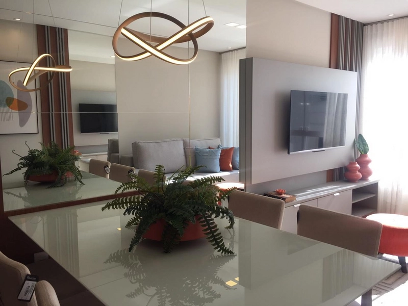 Apaixonante apartamento ensolarado a duas quadras do mar!: 1ª foto da galeria de imagens do imóvel