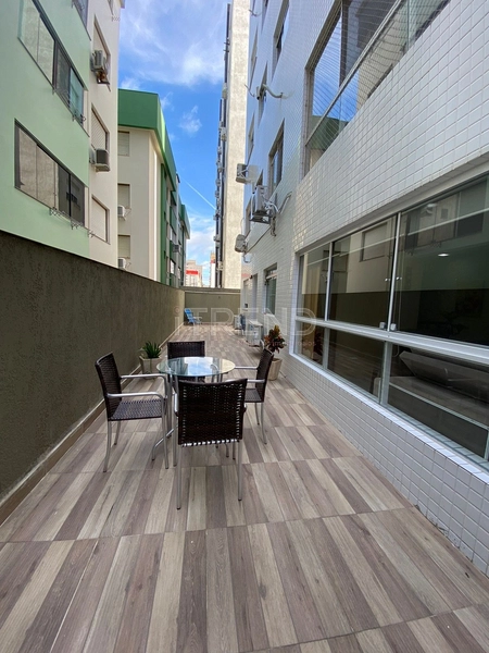Apartamento com amplo terraço.: 19ª foto da galeria de imagens do imóvel