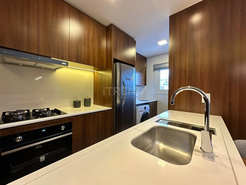 Amplo apartamento mobiliado e decorado no centro.: 8ª foto da galeria de imagens do imóvel