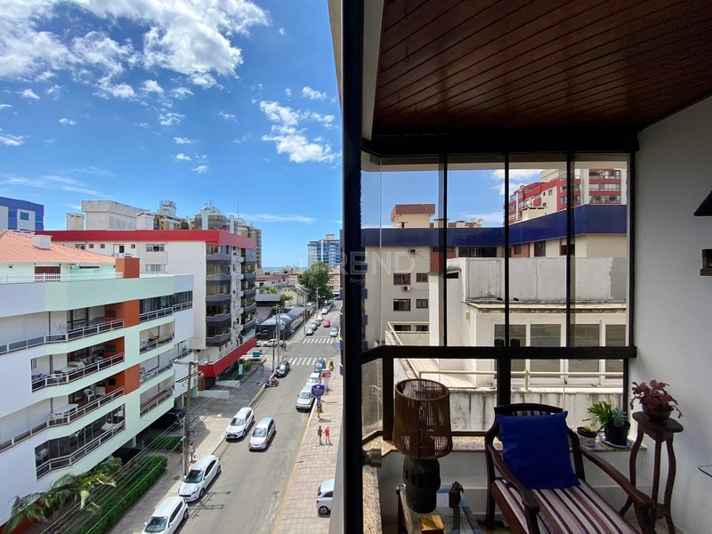 Sacada de frente no centro de Capão da Canoa: 25ª foto da galeria de imagens do imóvel