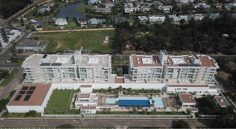 MOBILIADO E DECORADO EM ATLÂNTIDA 60 X: 26ª foto da galeria de imagens do imóvel