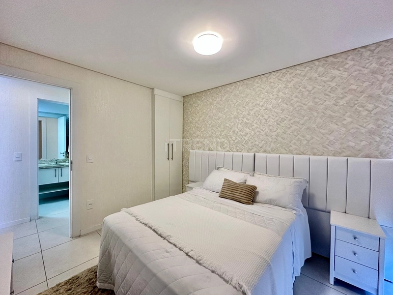 APARTAMENTO COM SACADA DE FRENTE E TERRAÇO: 7ª foto da galeria de imagens do imóvel