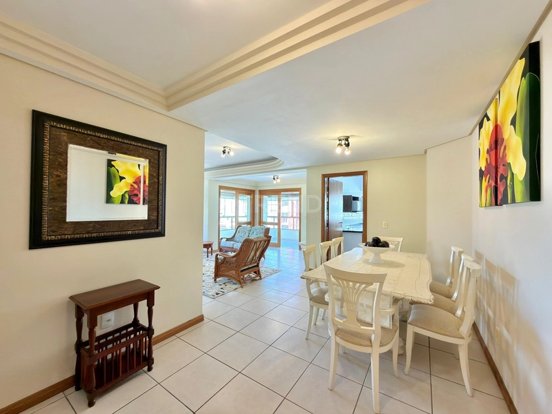APARTAMENTO DE ESQUINA, COM VISTA PARA O MAR: 14ª foto da galeria de imagens do imóvel