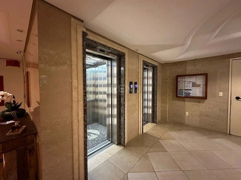 APARTAMENTO DE ESQUINA, COM VISTA PARA O MAR: 7ª foto da galeria de imagens do imóvel