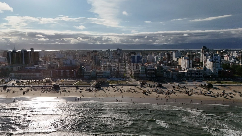 APARTAMENTO DE ESQUINA, COM VISTA PARA O MAR: 28ª foto da galeria de imagens do imóvel