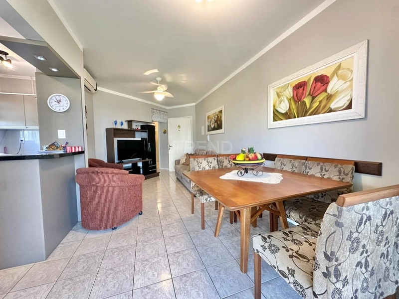 FRENTE PRAÇA: 5ª foto da galeria de imagens do imóvel