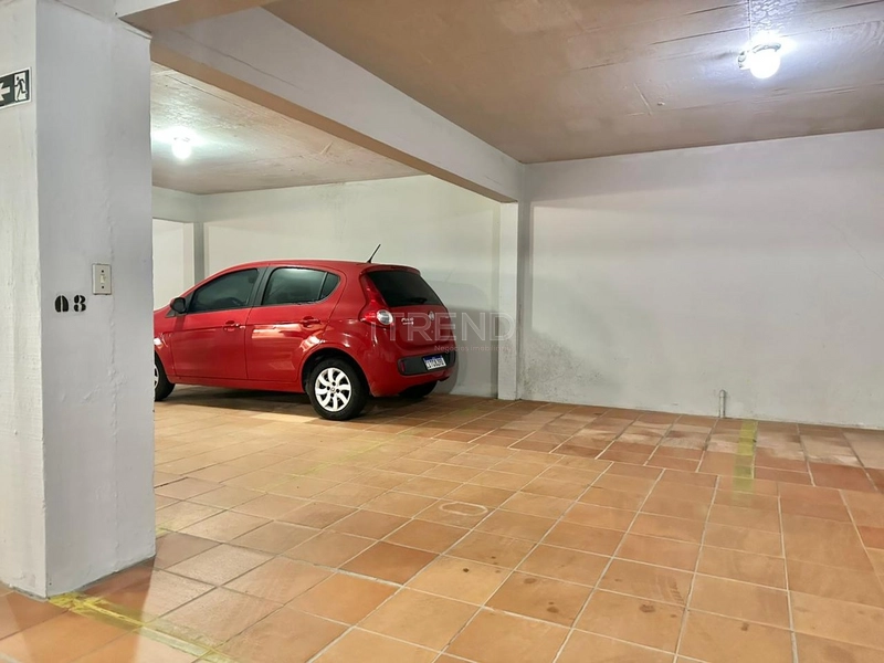 FRENTE PRAÇA: 3ª foto da galeria de imagens do imóvel