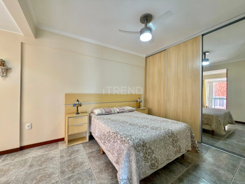 APARTAMENTO COM VISTA PARA O MAR E PRAÇA DO FAROL: 11ª foto da galeria de imagens do imóvel