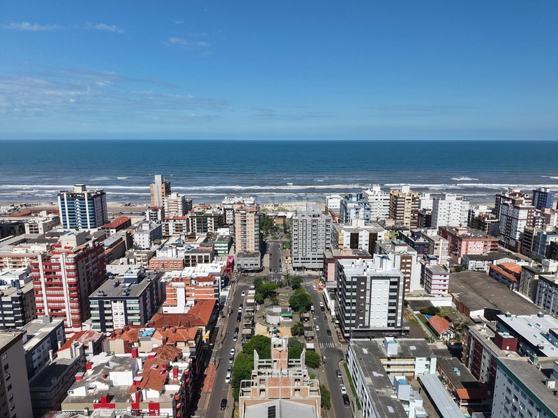 APARTAMENTO COM VISTA PARA O MAR E PRAÇA DO FAROL: 17ª foto da galeria de imagens do imóvel
