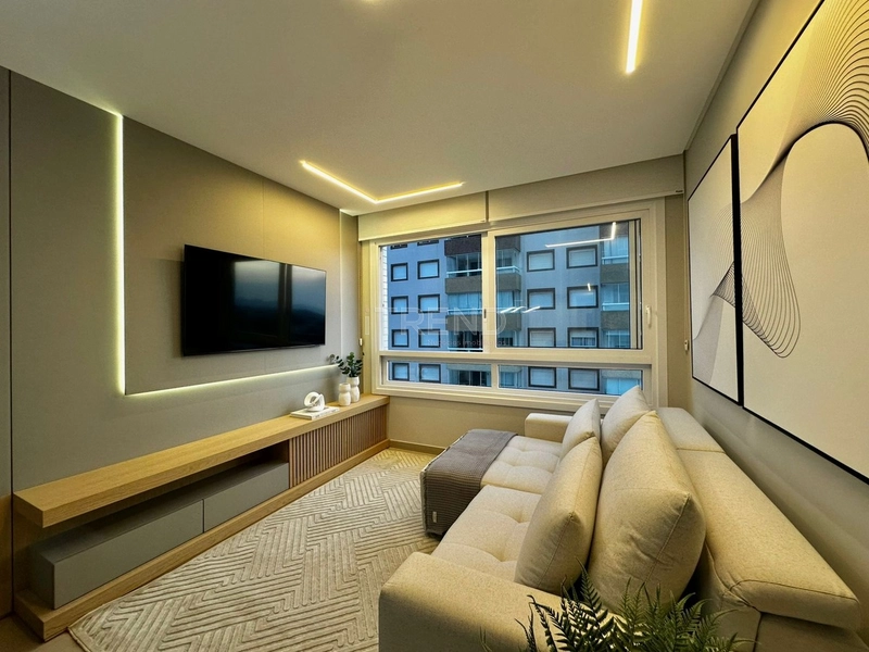 AMPLO APARTAMENTO DE FRENTE: 7ª foto da galeria de imagens do imóvel