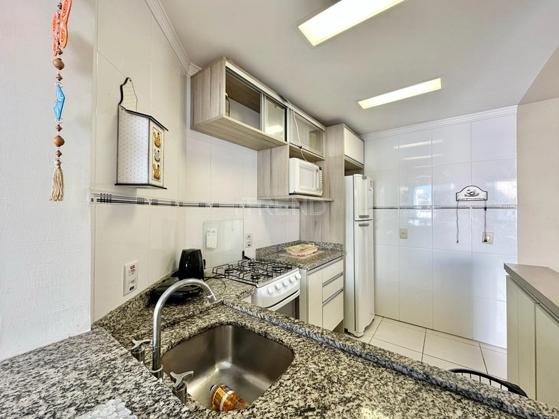 APARTAMENTO À VENDA  COM SACADA COM VISTA LIBERADA!: 7ª foto da galeria de imagens do imóvel