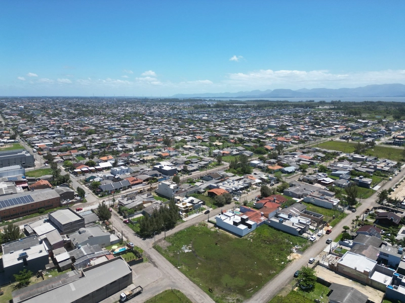 LInda Casa 3 quartos sendo 1 suite amplo espaço em Capão da Canoa.: 13ª foto da galeria de imagens do imóvel