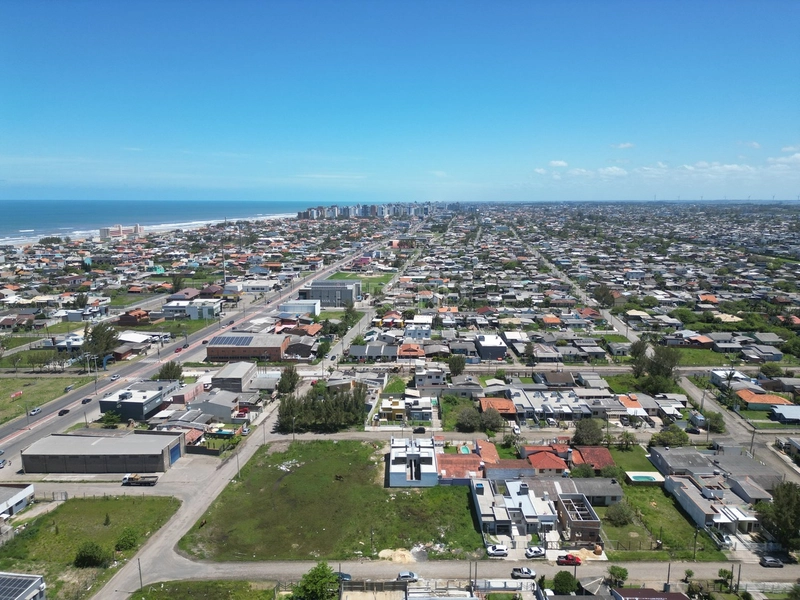 LInda Casa 3 quartos sendo 1 suite amplo espaço em Capão da Canoa.: 11ª foto da galeria de imagens do imóvel