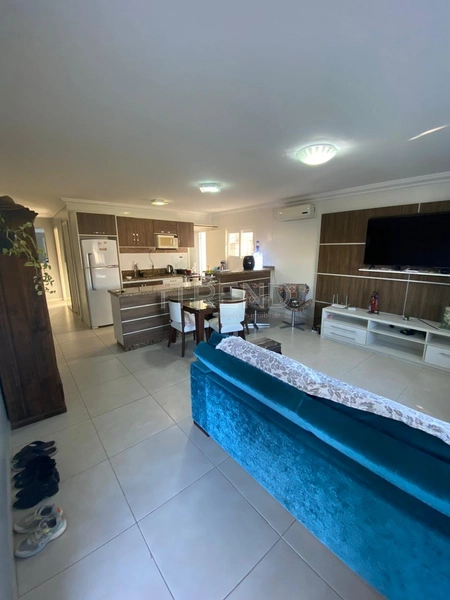 Casa na Zona Nova: 6ª foto da galeria de imagens do imóvel