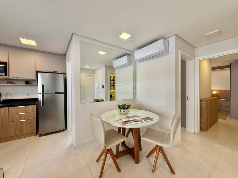 APARTAMENTO À VENDA COM TERRAÇO AMPLO: 5ª foto da galeria de imagens do imóvel