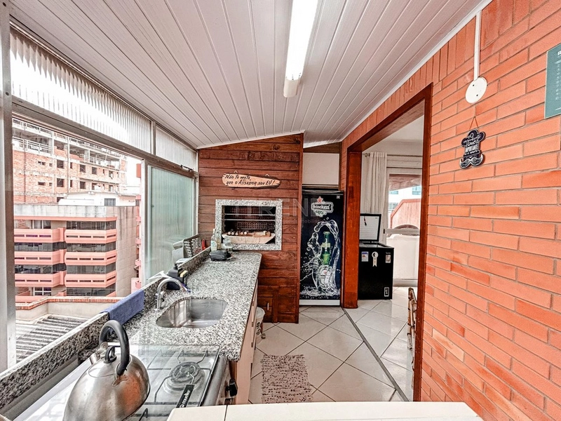 Excelente apartamento duplex em Capão da Canoa: 4ª foto da galeria de imagens do imóvel