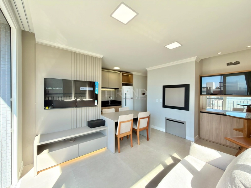 APARTAMENTO À VENDA COM SACADA DE FRENTE E VISTA PARA O MAR: 7ª foto da galeria de imagens do imóvel